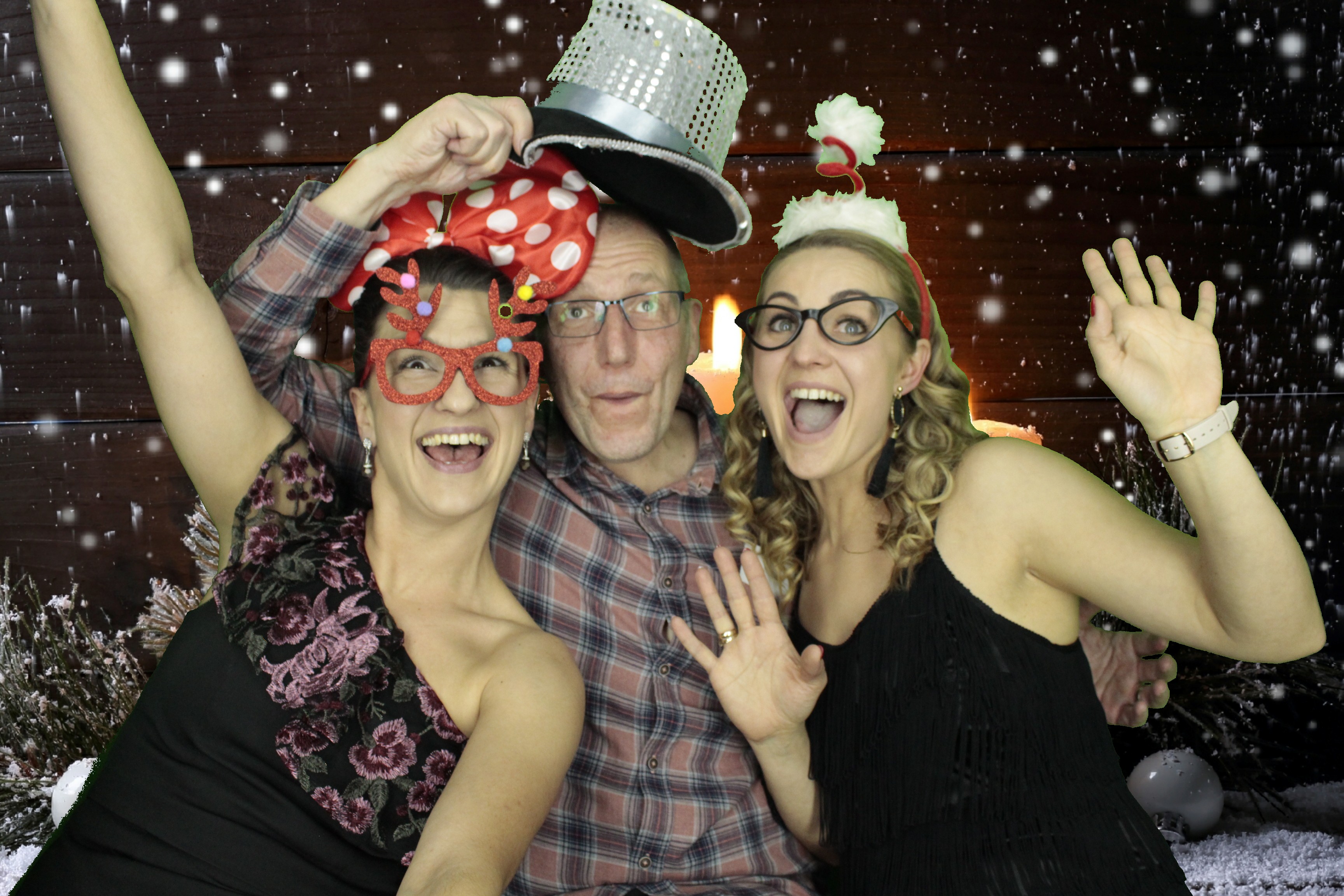 Ocean Network Express Christmas Party 2019 | View more photos from the event at gallery.myphotoboothexperience.co.uk/u/MyPhotoBoothExperienceLtd/Ocean-Network-Express-Christmas-Party-2019